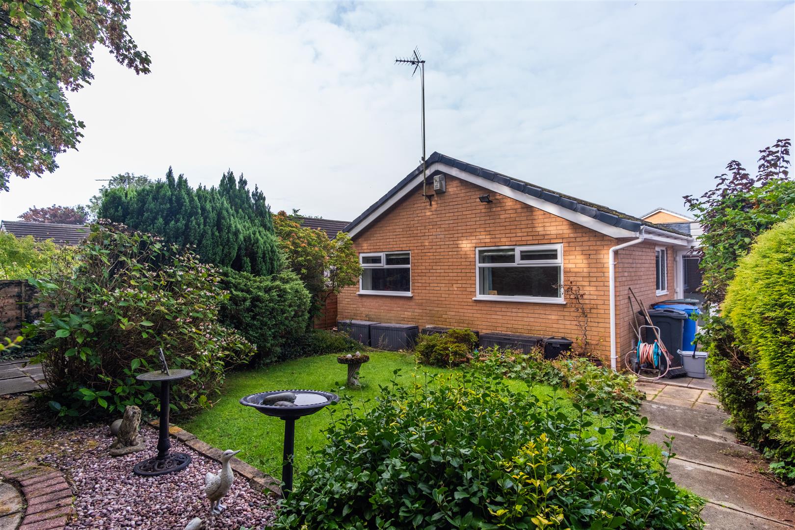 2 bed property in Long Croft Meadow, Chorley